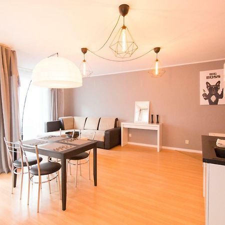 Wroclove Apartments Self Check-In Вроцлав Экстерьер фото